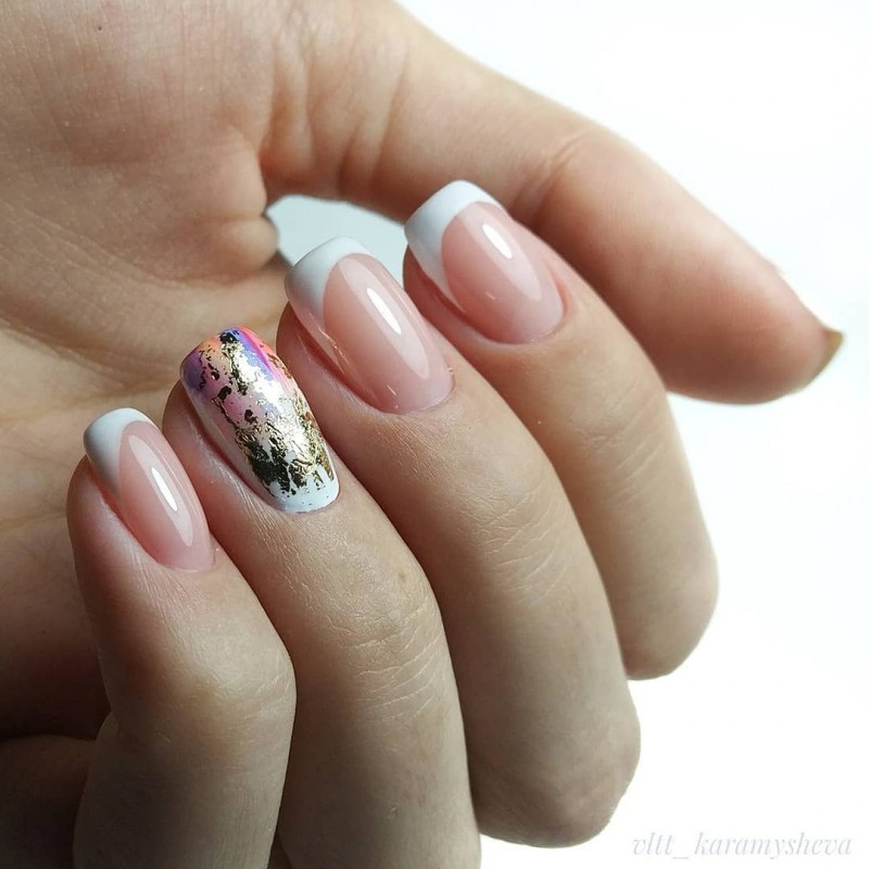 Френч на миндалевидных ногтях с дизайном 2021-2022 [100 фото новинок] —французский маникюр на миндаль