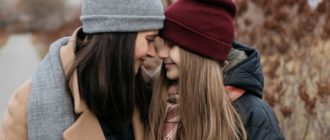 family-3817040_1280-700x466