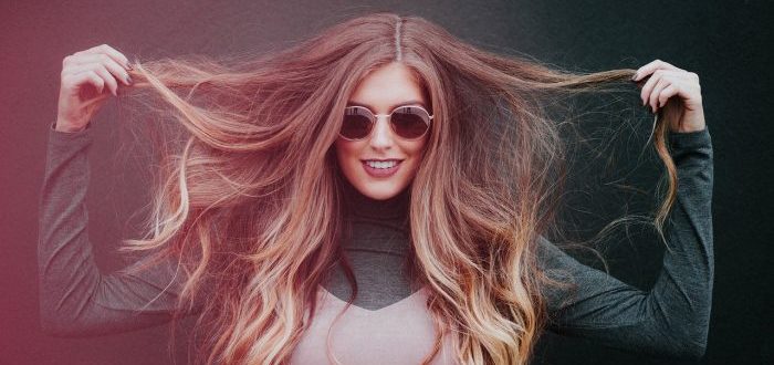 woman-2593366_1280-700x466