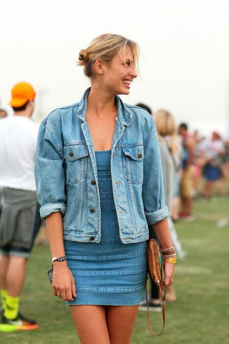 На лето лучше выбрать светлую джинсовку без декора (Фото: cecilleblog.blogspot.com)