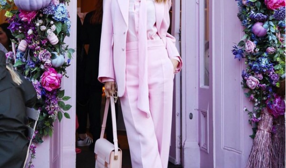 zhaket-s-bryukami-v-ton