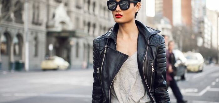 kozhanaya-kurtka-v-2020-godu-teryaet-svoi-pozitsii-v-mire-mody