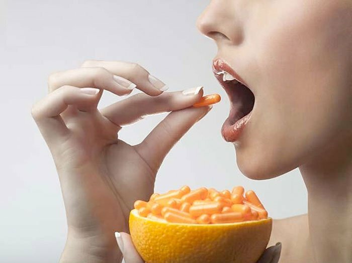 Посоветуйтесь с врачом, какие витамины вам подойдут (Фото: medkurs.ru)