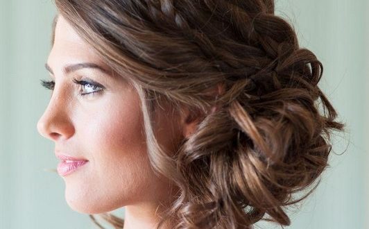 pricheska-s-lokonami-2