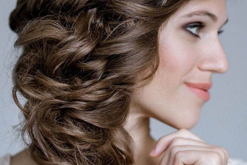 ukladka-na-srednie-volosy