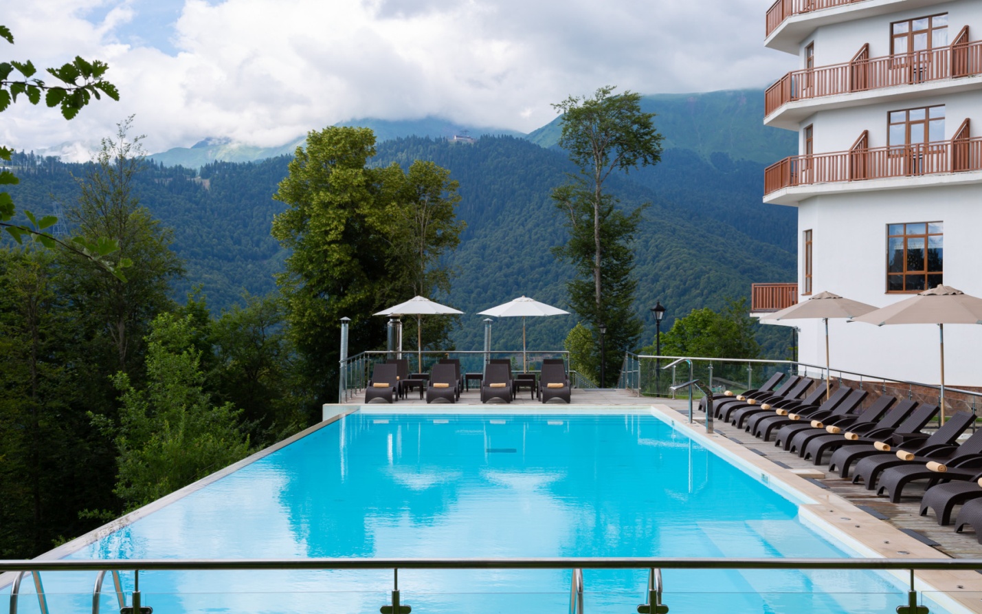 Почему отель в горах - идеальное место для отдыха?