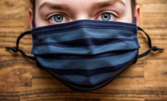 Как выбрать тканевую маску: понятные критерии и практические советы