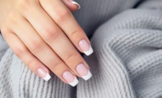 Маникюр в стиле френч — возвращение тренда